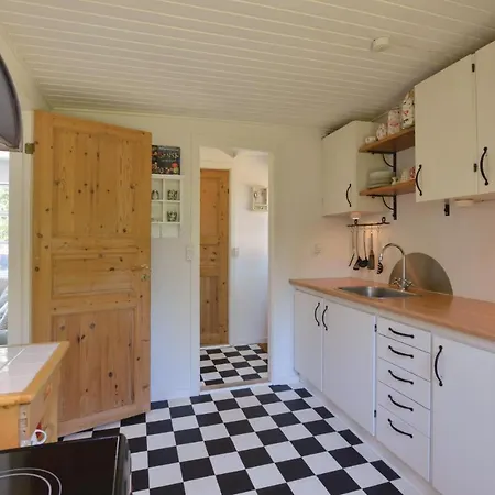 Nice In W/ Wifi And 3 Bedrooms Holiday home *